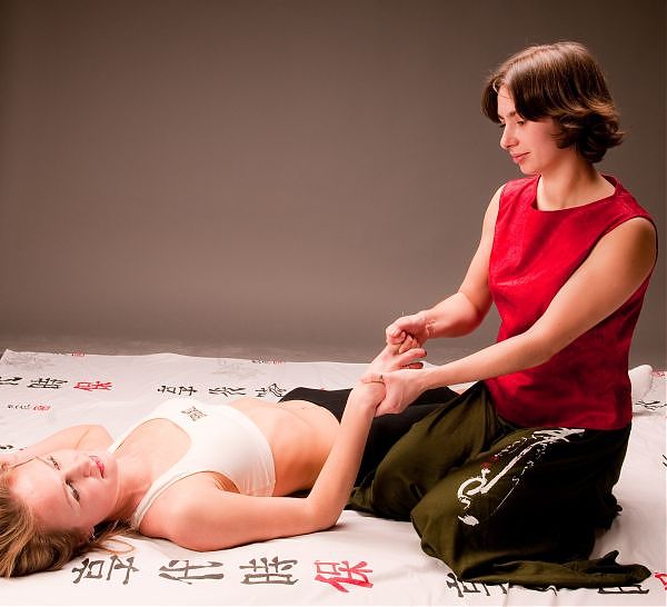 ФОТО №1 Фото Тайский массаж - Студия Нуат Тай, обучение, услуги массажистов