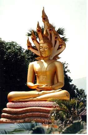 ФОТО №1 Тайланд, Сидящий Будда со змеем над головой
