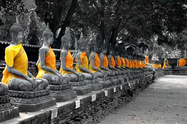 ФОТО №1 Храм Великой Реликвии Ват Махатхат - Главный центр по обучению медитации и основам тайской философии