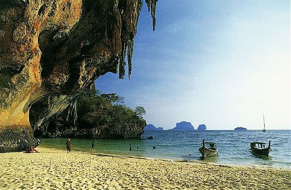 ФОТО №1 фото Королевство Тайланд, скалы островов Пхи Пхи
