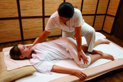 фото стили тайского массажа, техники тайского массажа, техника массажа